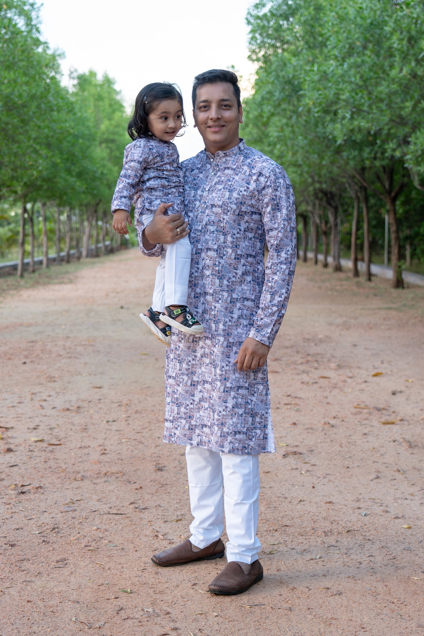 V ETHNIC